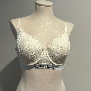 Victoria’s Secret lace off white lined Demi bra